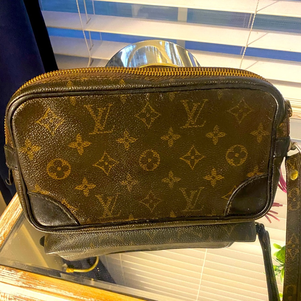 Louis Vuitton Wrislet/Bag